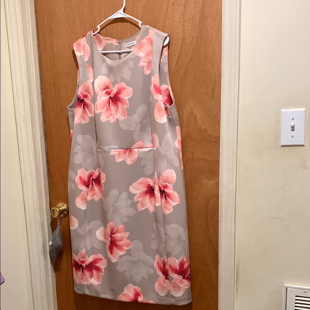 Calvin Klein dress size 22W, Tan and Pink Sheath Midi Dress
